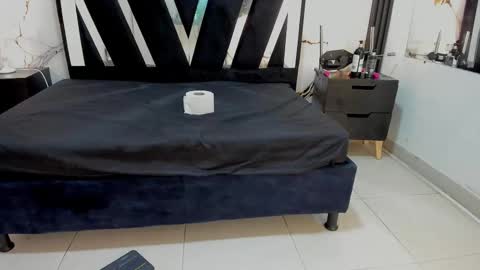 KarinaSimonz online show from September 27, 2025, 7:19 pm