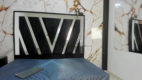 KarinaSimonz online show from October 16, 2025, 6:53 pm