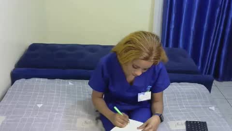 karinda_d online show from June 11, 2026, 4:43 am