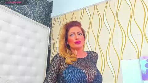 Snapshot of karissia_ chatting on January 17, 2025, 10:44 am KARISSIA online show from January 17, 2025, 10:44 am