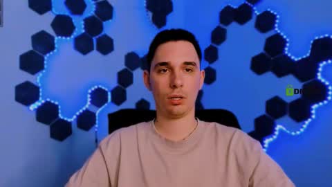 Karl online show from December 15, 2025, 11:09 pm