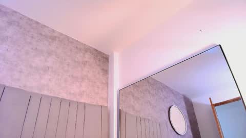 Karla online show from October 19, 2025, 7:25 pm