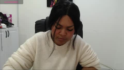karla_cg online show from May 25, 2026, 4:46 pm