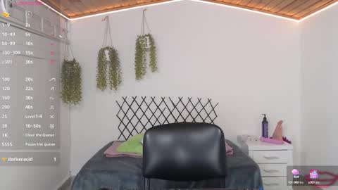 Karla online show from October 2, 2025, 3:41 pm