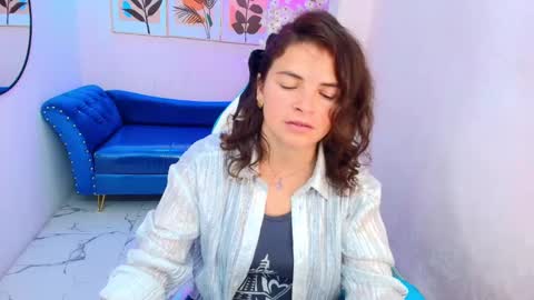 Karla online show from September 13, 2025, 4:01 am