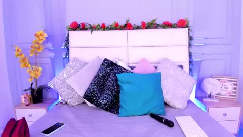Snapshot of karla_gonzaless chatting on March 11, 2025, 6:52 pm Karla Gonzaless online show from March 11, 2025, 6:52 pm