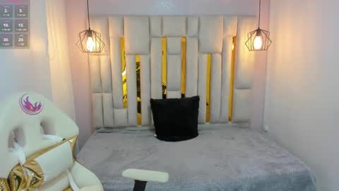 Karla  online show from December 21, 2024, 11:01 am