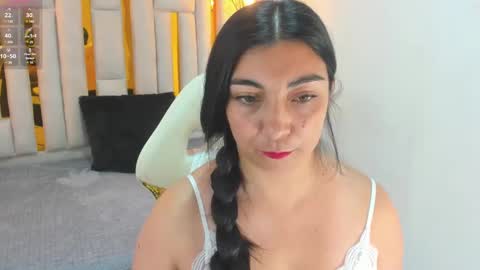 Karla  online show from December 30, 2024, 11:04 am