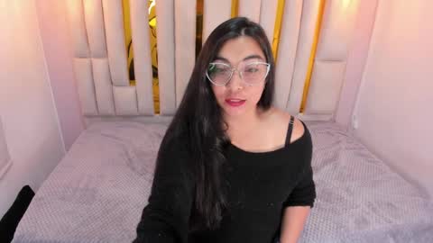 Karla  online show from January 31, 2025, 1:56 pm