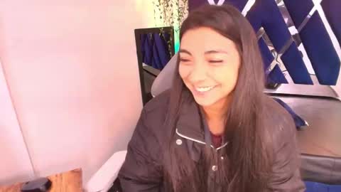 Karla  online show from September 18, 2025, 11:12 am