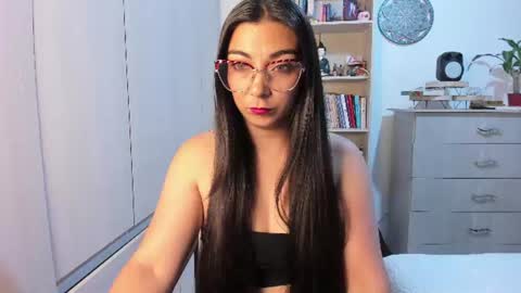 Karla  online show from June 25, 2026, 10:31 am