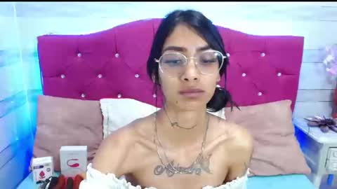 karla_slutskinny online show from February 27, 2025, 9:54 am