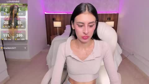 Snapshot of karlaa_james chatting on May 19, 2026, 11:05 am Karlaa online show from May 19, 2026, 11:05 am