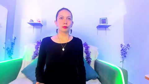 Karla online show from September 20, 2025, 3:46 pm