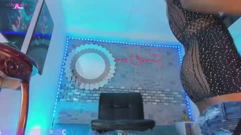 Snapshot of karlaebony_ts chatting on February 23, 2025, 1:42 pm KARLA online show from February 23, 2025, 1:42 pm