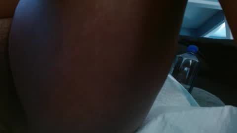 Karla J Rossii online show from May 3, 2026, 2:12 pm