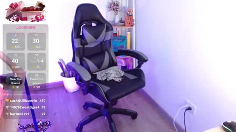 karlavittar online show from February 7, 2025, 12:20 am