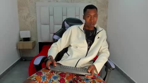 karllhil online show from September 17, 2025, 11:12 am