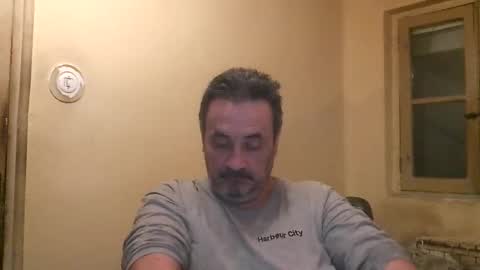 Snapshot of karlpal chatting on March 9, 2025, 5:44 am karlpal online show from March 9, 2025, 5:44 am