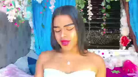Snapshot of karly_coffe chatting on September 14, 2025, 12:21 am KARLY.  online show from September 14, 2025, 12:21 am