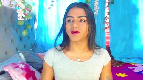 Snapshot of karly_coffe chatting on October 2, 2025, 11:17 am KARLY.  online show from October 2, 2025, 11:17 am