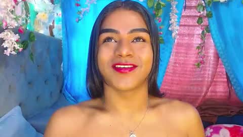 Snapshot of karly_coffe chatting on October 6, 2025, 11:51 am KARLY.  online show from October 6, 2025, 11:51 am