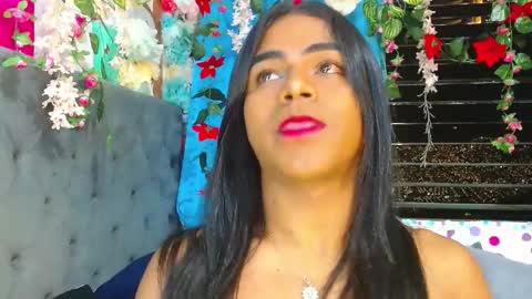 Snapshot of karly_coffe chatting on October 13, 2025, 7:08 am KARLY.  online show from October 13, 2025, 7:08 am