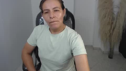 KARLYE online show from December 23, 2025, 1:47 am