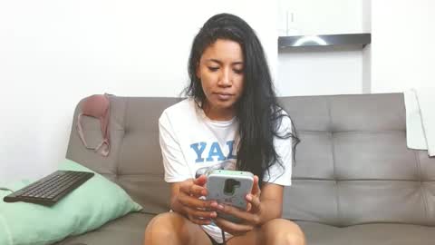 Snapshot of karol_ebony chatting on February 26, 2025, 2:26 am karolina online show from February 26, 2025, 2:26 am