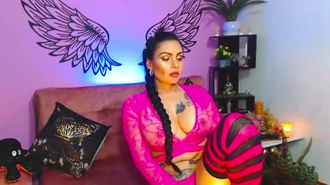 Karol Kenedy online show from March 3, 2025, 9:33 am