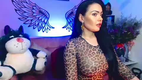Karol Kenedy online show from July 3, 2026, 6:53 am