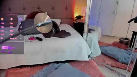 KAROL  online show from June 17, 2026, 3:53 am