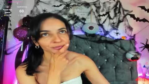 Snapshot of karol_rose12 chatting on October 9, 2025, 10:30 pm Karol online show from October 9, 2025, 10:30 pm