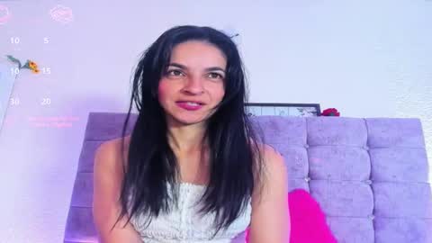 Snapshot of karol_rose12 chatting on November 7, 2025, 9:59 pm Karol online show from November 7, 2025, 9:59 pm