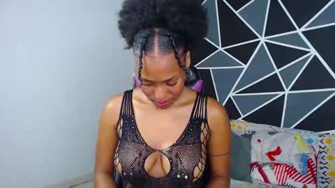 Snapshot of karol_the_warrior chatting on October 13, 2025, 10:43 pm Karol  online show from October 13, 2025, 10:43 pm