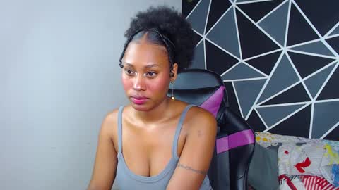 Snapshot of karol_the_warrior chatting on October 14, 2025, 8:53 pm Karol  online show from October 14, 2025, 8:53 pm