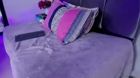 Snapshot of karol_wish chatting on March 19, 2026, 4:16 am karol_wish online show from March 19, 2026, 4:16 am