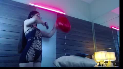 karol_yesenia online show from September 16, 2025, 1:45 pm