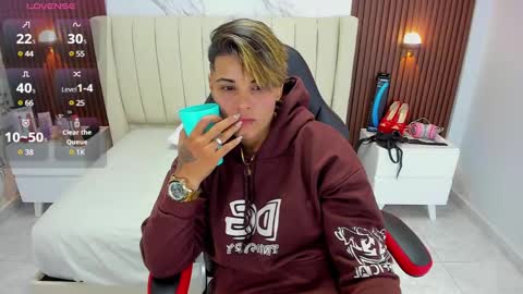 Karol and Luna online show from February 14, 2025, 2:39 am