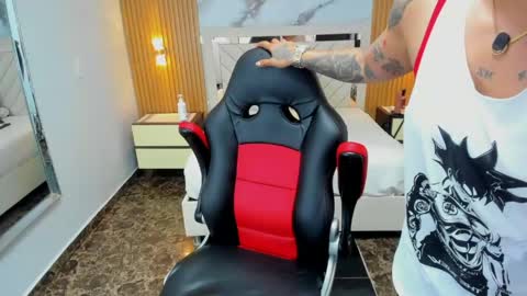 Karol and Luna online show from April 30, 2026, 9:08 pm