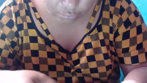 karolbb online show from January 2, 2025, 12:35 pm