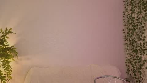 Snapshot of karoledemara chatting on May 31, 2026, 8:32 am Molly online show from May 31, 2026, 8:32 am