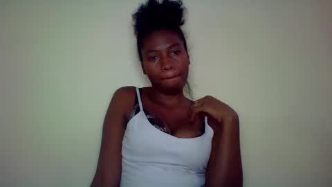 karoliee online show from April 30, 2026, 9:37 am
