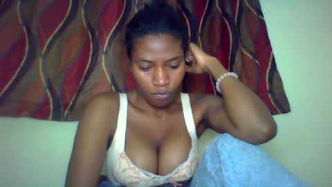 Snapshot of karoliee chatting on July 5, 2026, 4:47 pm karoliee online show from July 5, 2026, 4:47 pm