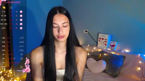 Kira online show from July 11, 2026, 1:52 am