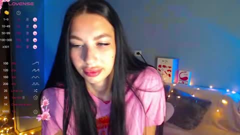 Kira online show from July 14, 2026, 2:05 am