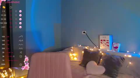 Kira online show from July 23, 2026, 2:09 am