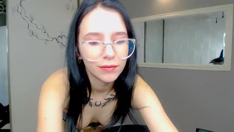 Karolina online show from February 7, 2025, 6:45 am