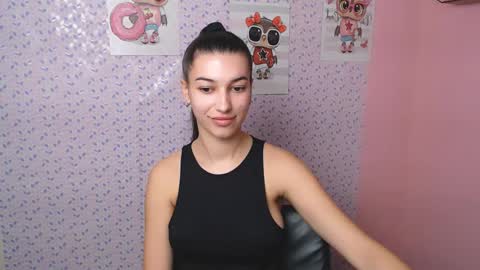 Snapshot of karolinamex_ chatting on January 18, 2025, 7:38 am Karolina online show from January 18, 2025, 7:38 am