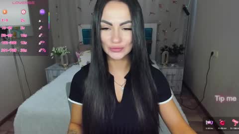Karolina online show from May 6, 2026, 5:35 am